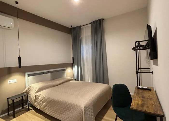 Eva Guest house