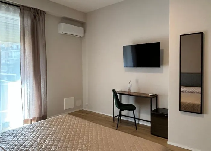 Eva 4* Rome
