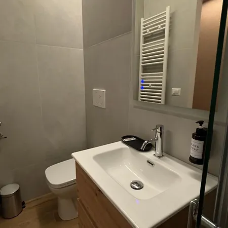 בית הארחה Eva 4*