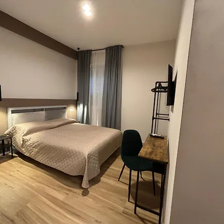 Eva 4*