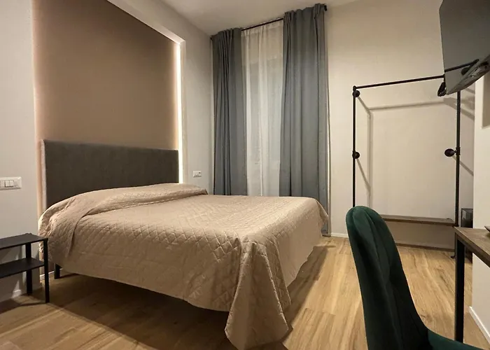 Pensión Eva 4*
